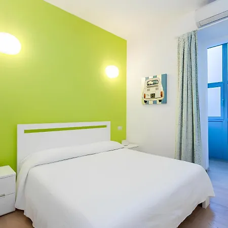 The At Spanish Steps Daire *