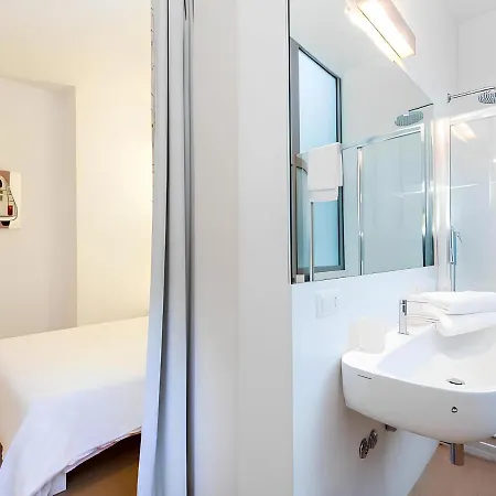 The At Spanish Steps * Roma